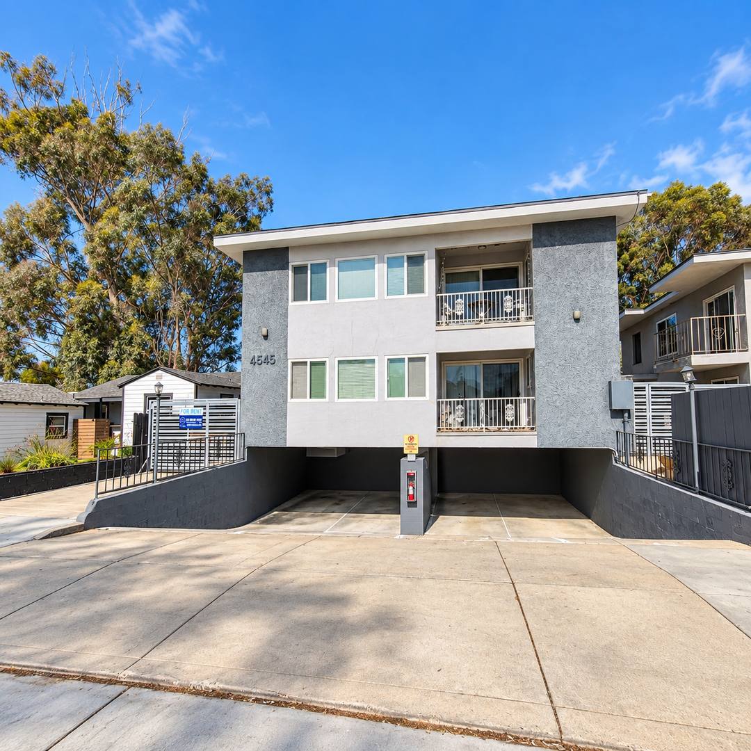 Apartment for rent at 4545 Contour Blvd, San Diego, CA 92115