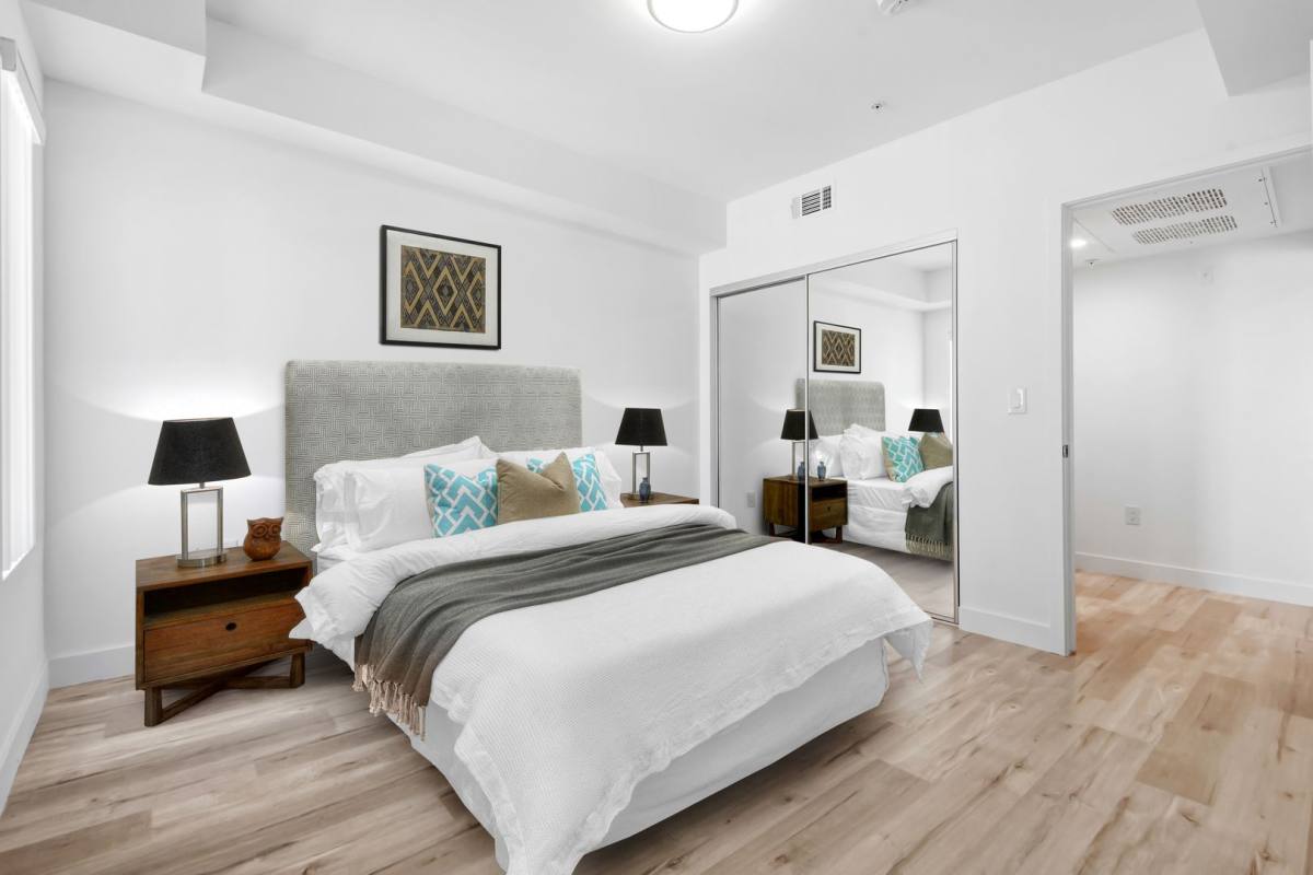 Apartment for rent at 3057-3067 W Pico Blvd, Los Angeles, CA 90006