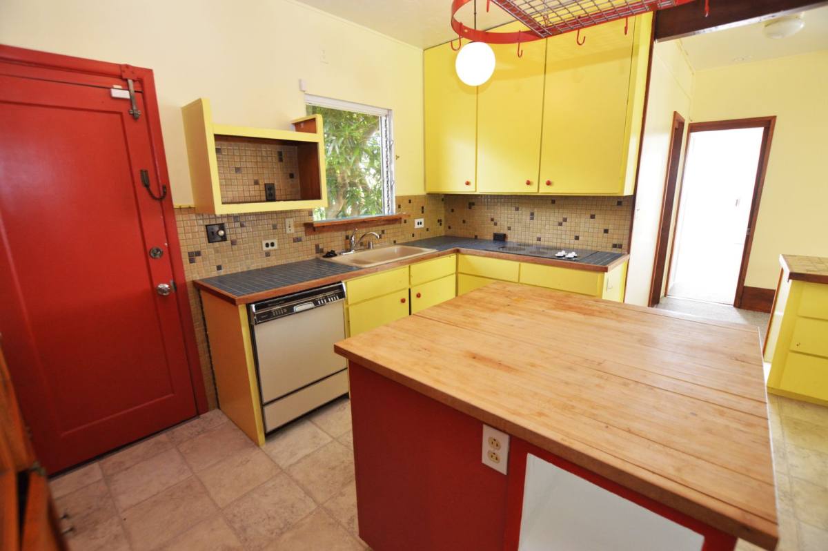 House for rent at 3649 Kawelolani Place, Honolulu, HI 96816
