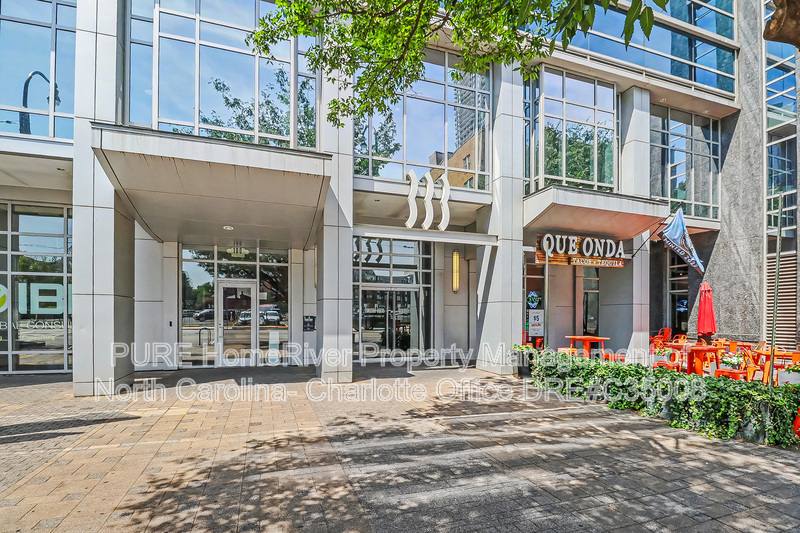 Condo for rent at 333 W Trade St #2101, Charlotte, NC 28202