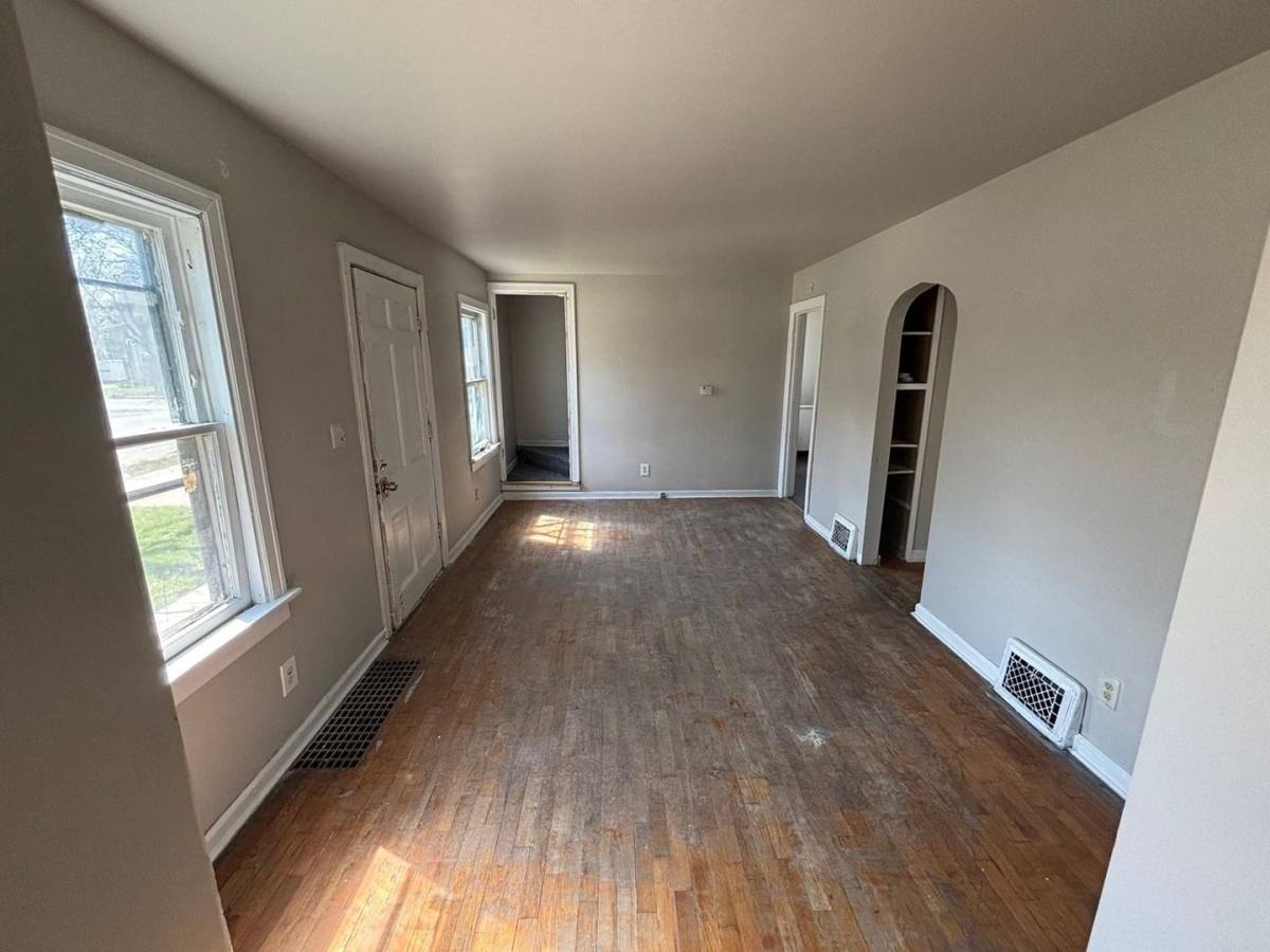 House for rent at 1216 W Mount Hope Ave, Lansing, MI 48910