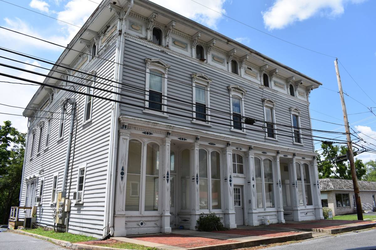 Apartment for rent at 421 Canal St, Lock Haven, PA 17745