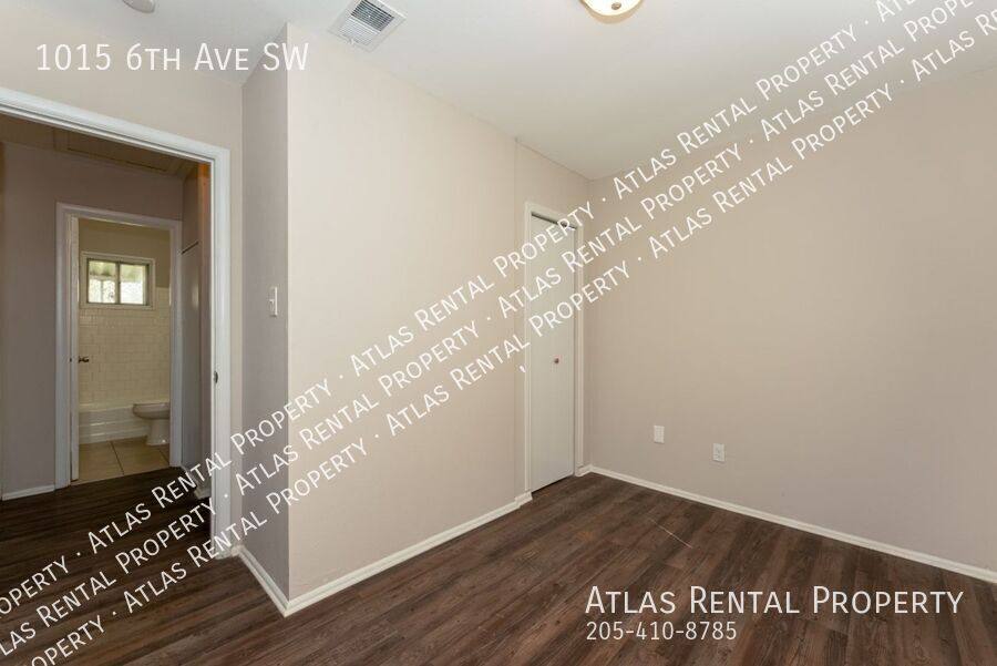 House for rent at 1015 6th Ave SW, Decatur, AL 35601