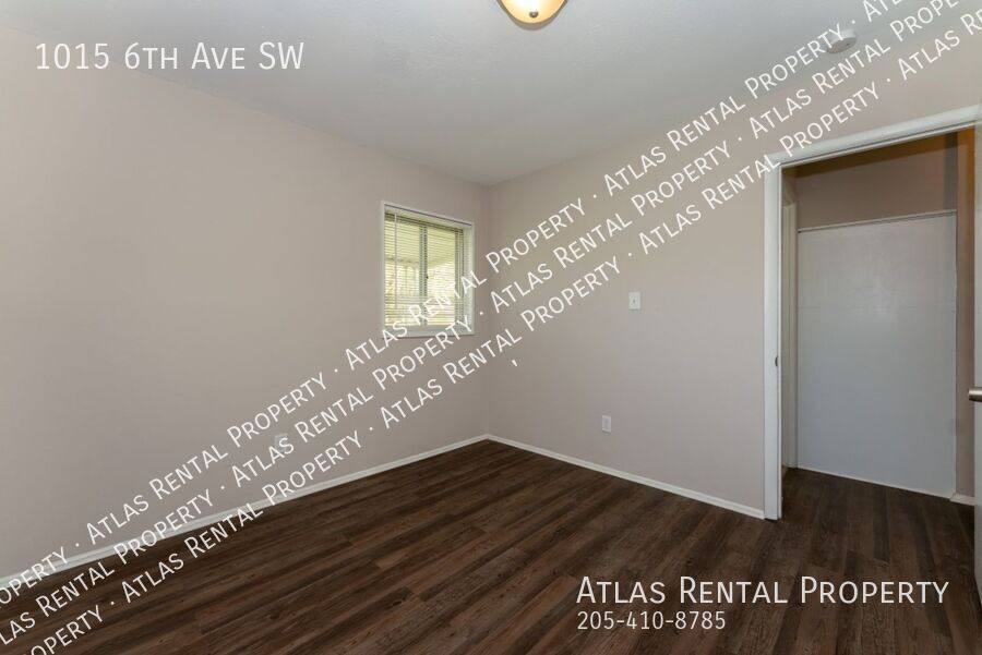 House for rent at 1015 6th Ave SW, Decatur, AL 35601
