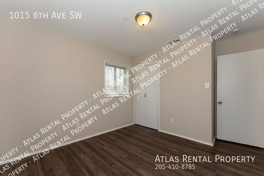 House for rent at 1015 6th Ave SW, Decatur, AL 35601