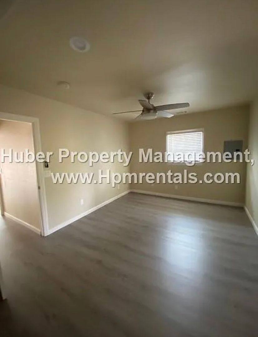 Apartment for rent at 189 College Way, Auburn, CA 95603
