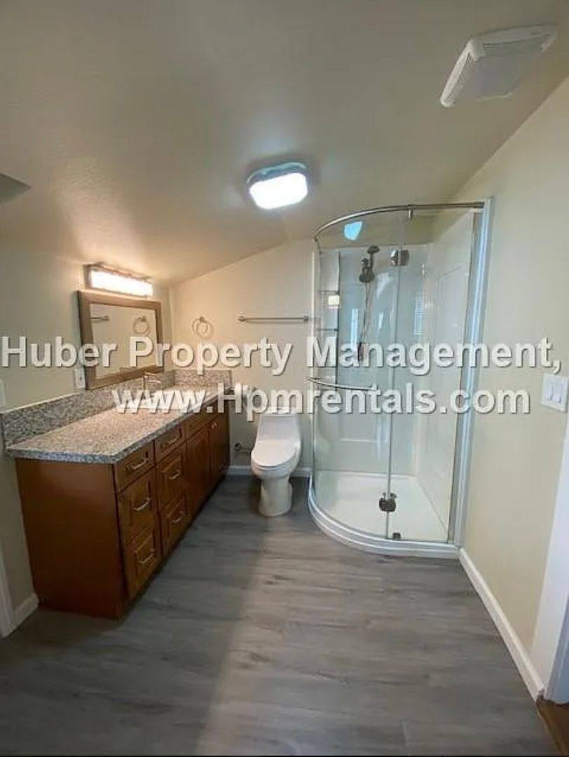 Apartment for rent at 189 College Way, Auburn, CA 95603
