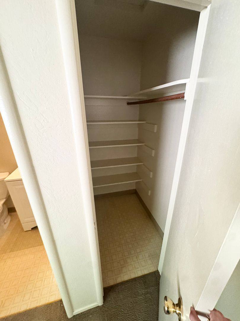 Apartment for rent at 190 Hoffman Ave, Auburn, CA 95603