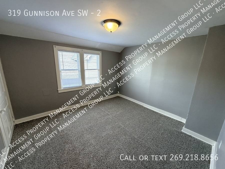 Apartment for rent at 319 Gunnison Ave SW #2, Grand Rapids, MI 49504