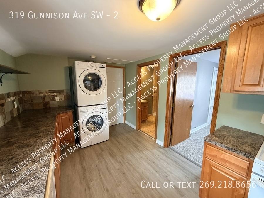 Apartment for rent at 319 Gunnison Ave SW #2, Grand Rapids, MI 49504