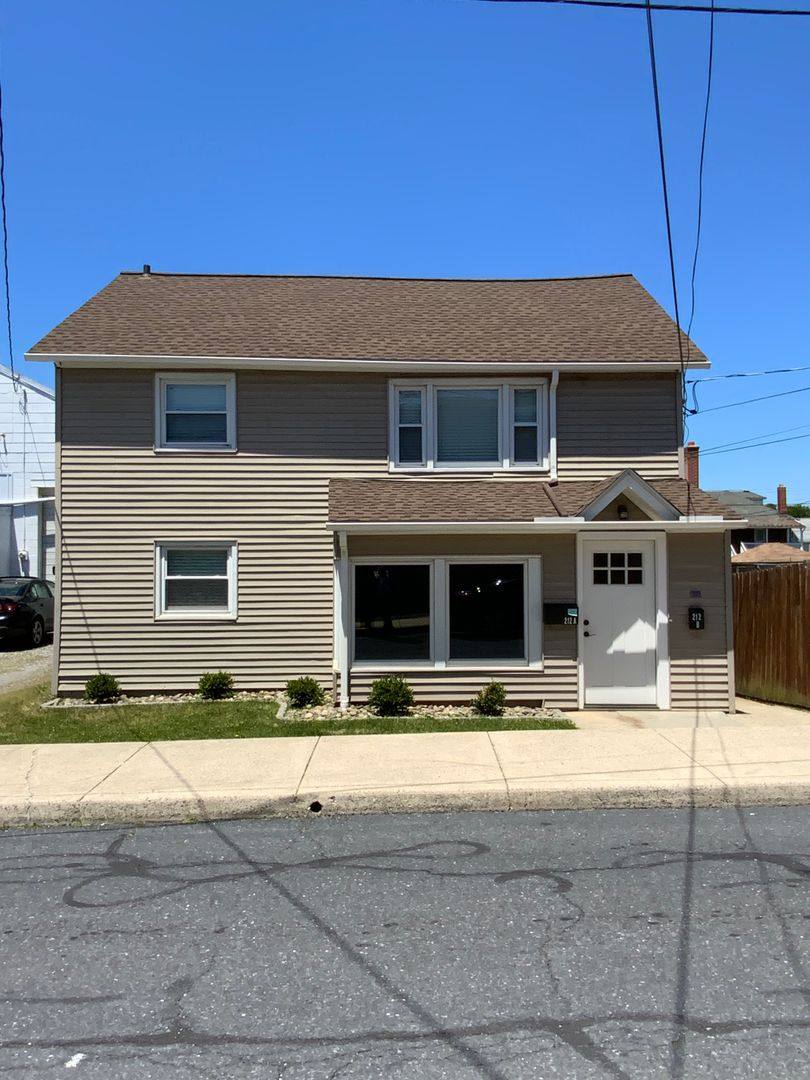 Apartment for rent at 212 Cherry St, Ephrata, PA 17522