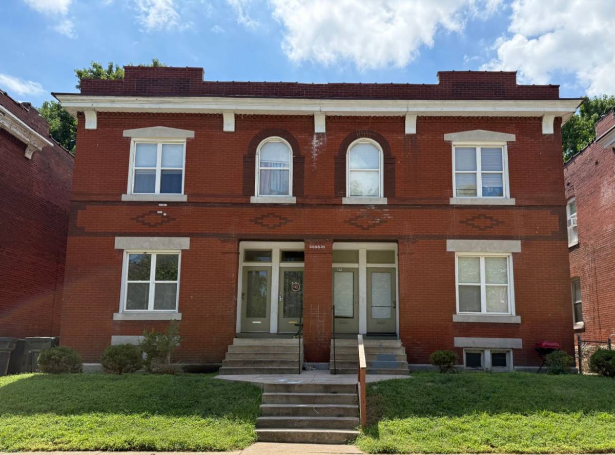 Apartment for rent at 3008-3010 Henrietta St, St. Louis, MO 63104