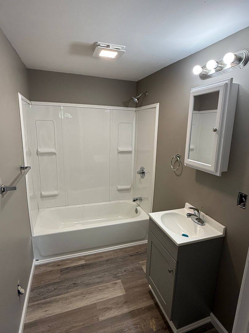 Apartment for rent at 511-1 2 W College, Carbondale, IL 62901