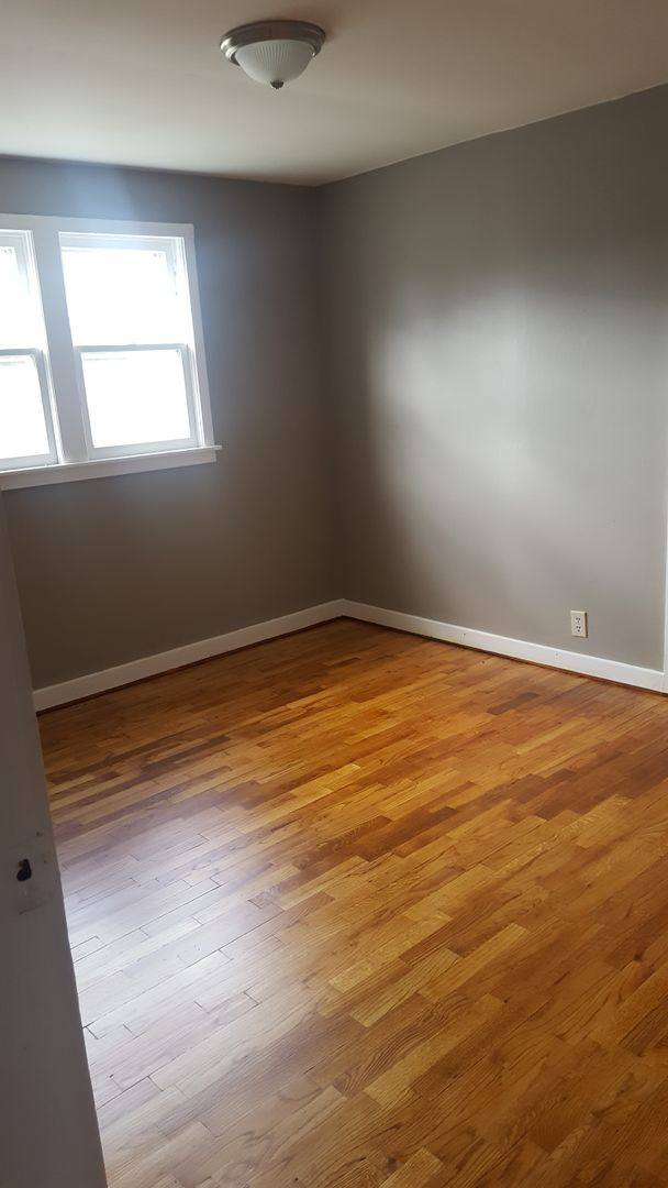 Apartment for rent at 511-1 2 W College, Carbondale, IL 62901