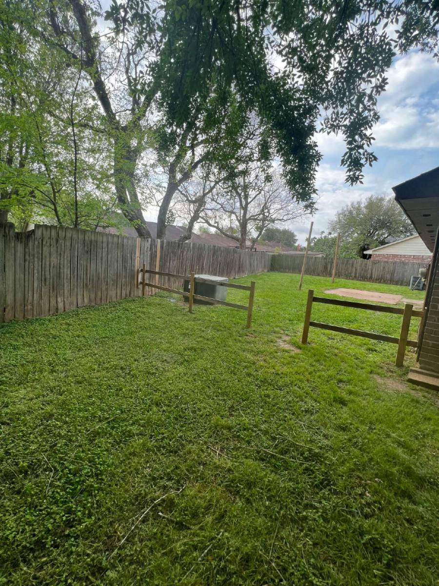 House for rent at 3611 Macon Place Court, Houston, TX 77082