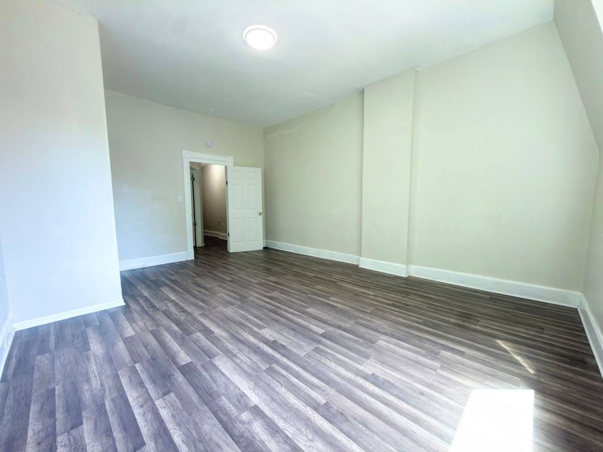 Apartment for rent at 1030 Considine Ave, Cincinnati, OH 45204