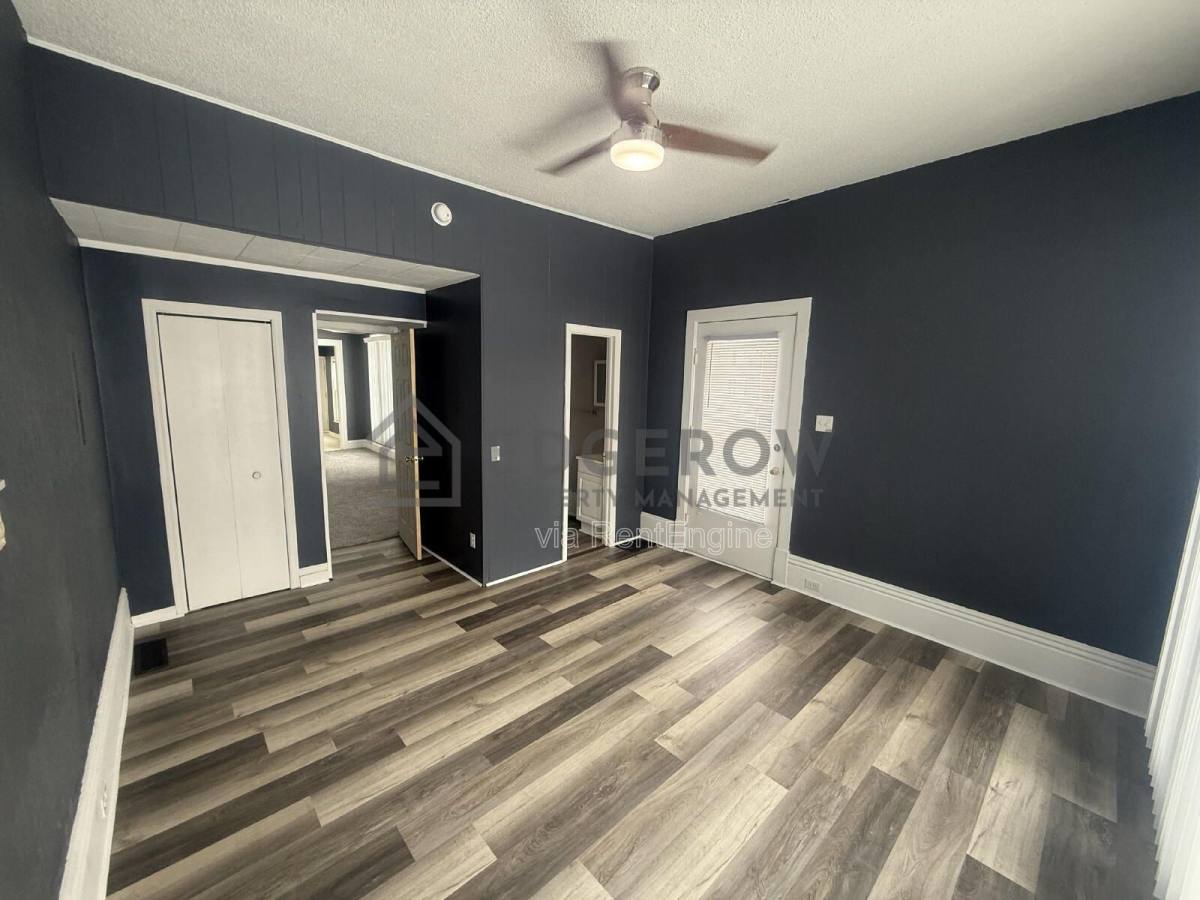 Apartment for rent at 404 6th St NW, Grand Rapids, MI 49504