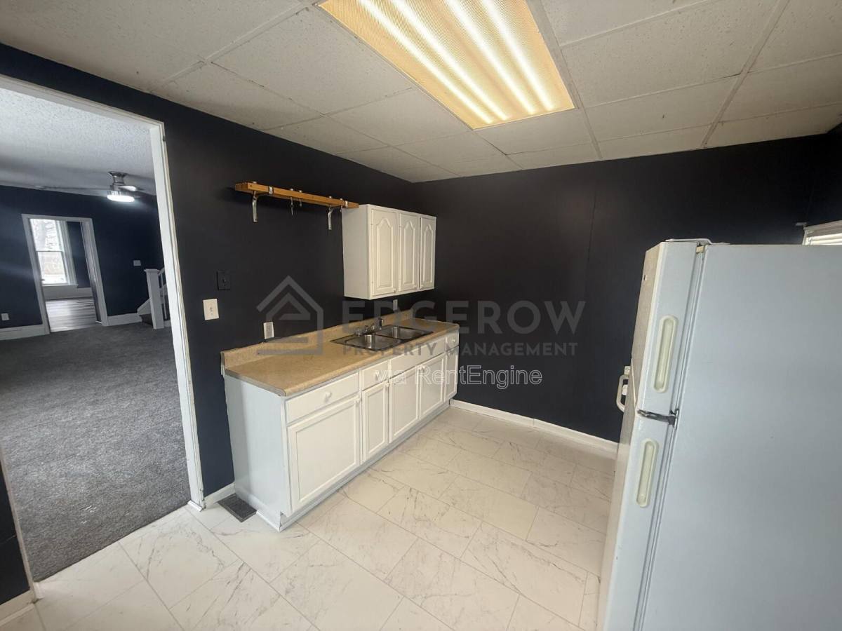 Apartment for rent at 404 6th St NW, Grand Rapids, MI 49504