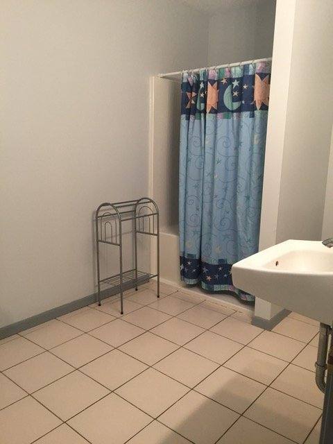 Townhouse for rent at 113 W Jefferson, Plymouth, IN 46563