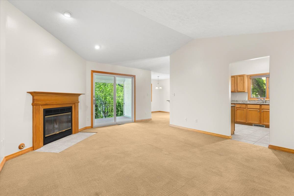 Apartment for rent at 2427 Reynolds Manor, Ottawa, IL 61350