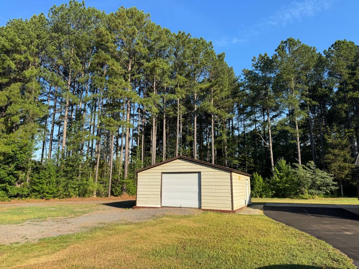 House for rent at 2805 Sweeping Pine Dr, Denver, NC 28037