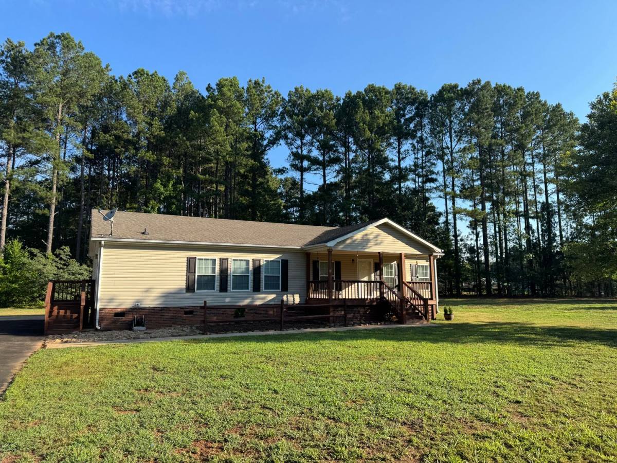 House for rent at 2805 Sweeping Pine Dr, Denver, NC 28037