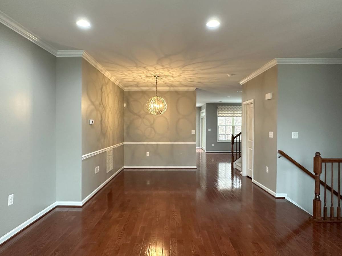 Townhouse for rent at 23289 Tradewind Dr, Ashburn, VA 20148
