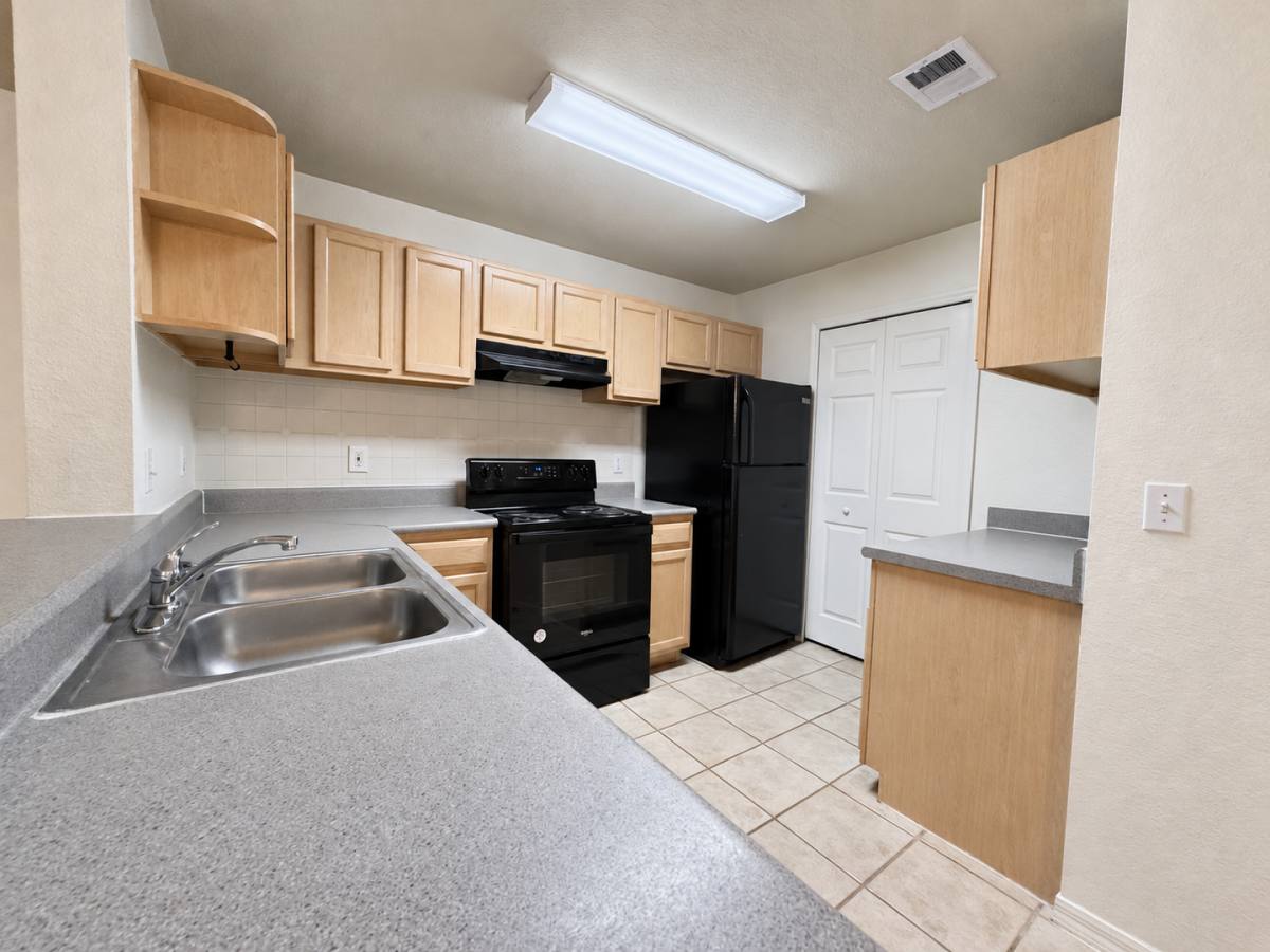 Condo for rent at 7605 Pissarro Dr #13106, Orlando, FL 32819