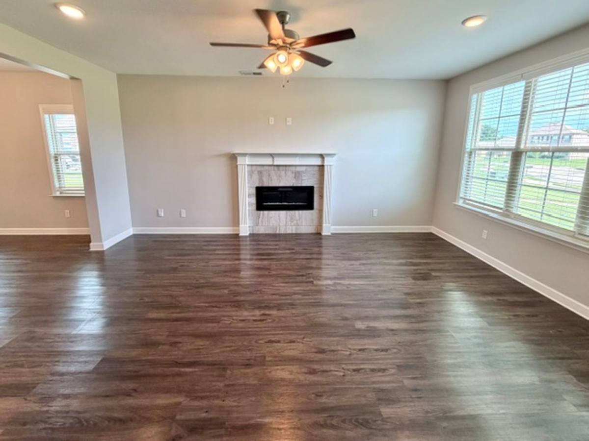 Apartment for rent at 370 Azalea Dr, Somerville, TN 38068