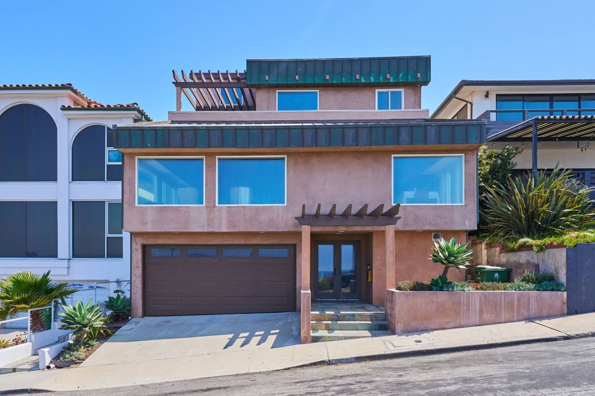 House for rent at 151 Napoleon St, Playa Del Rey, CA 90293
