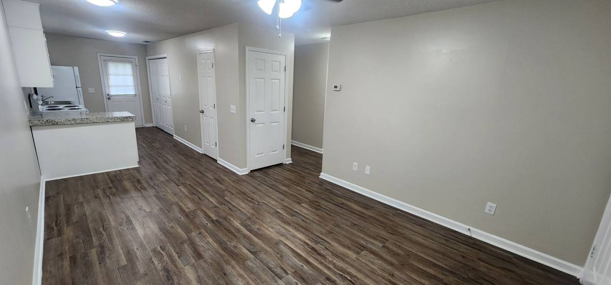 Apartment for rent at 471 4th St NW, Arab, AL 35016