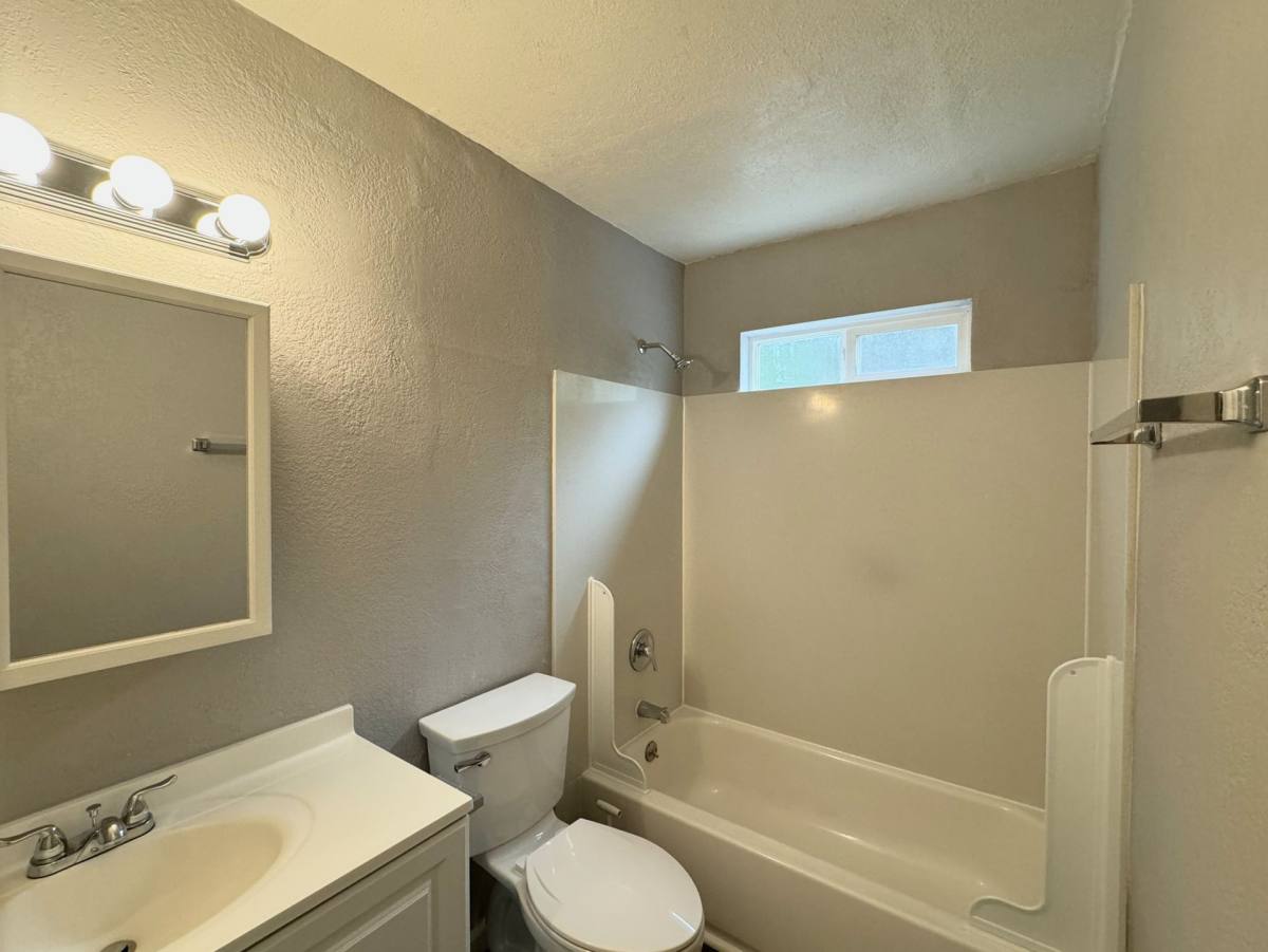 Apartment for rent at 2512 Edison Ave, Sacramento, CA 95821