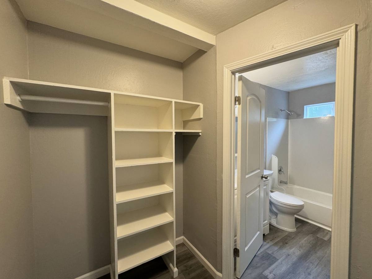 Apartment for rent at 2512 Edison Ave, Sacramento, CA 95821