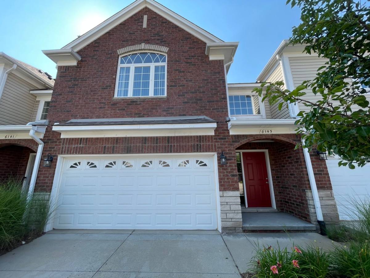 Townhouse for rent at 6145 Windemere Dr #2-3, Utica, MI 48316