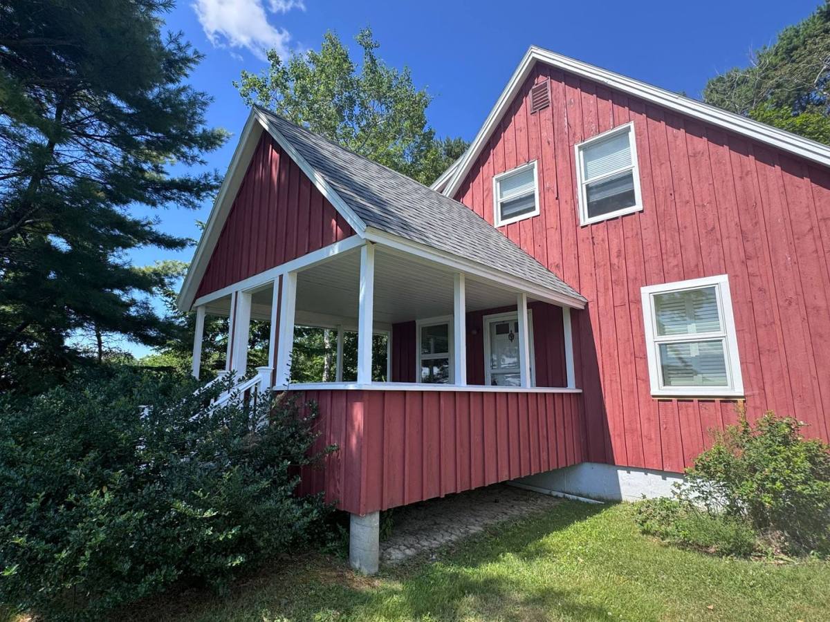 House for rent at 36 Webb Field Rd, Brunswick, ME 04011