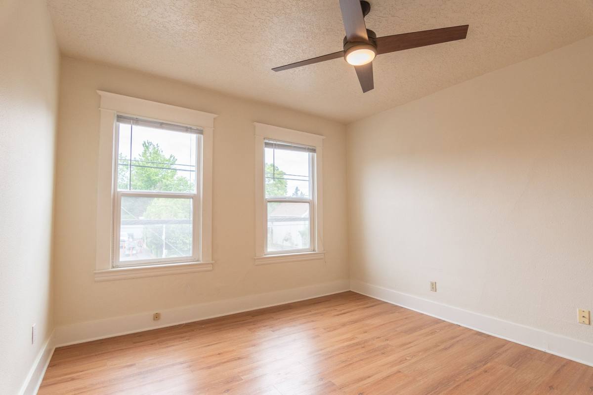 Apartment for rent at 6020 NE Glisan, Portland, OR 97213