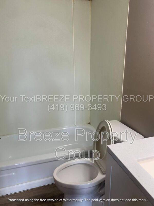 Apartment for rent at 4912 Douglas #2K, Toledo, OH 43613