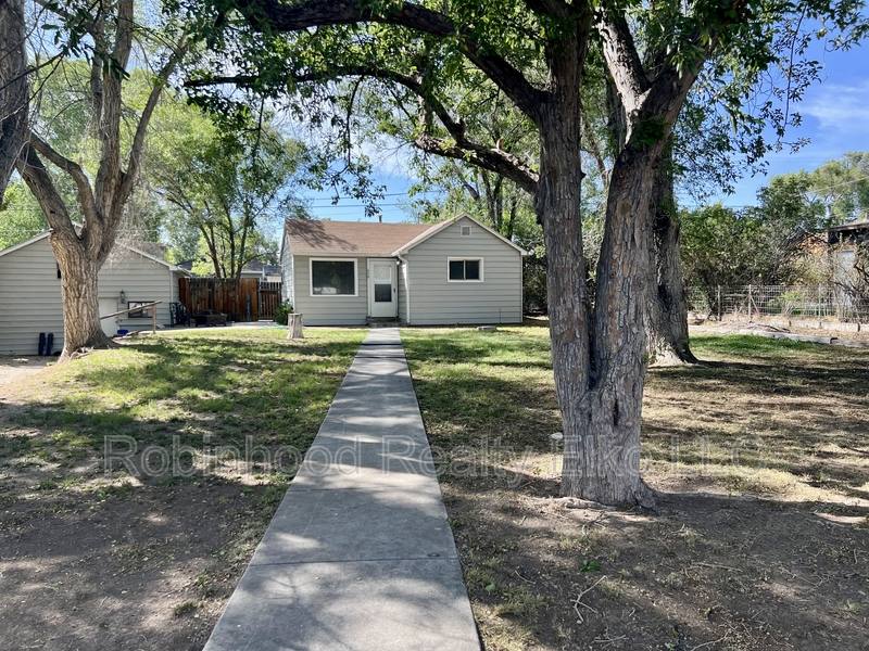 Apartment for rent at 659 Elm St, Elko, NV 89801