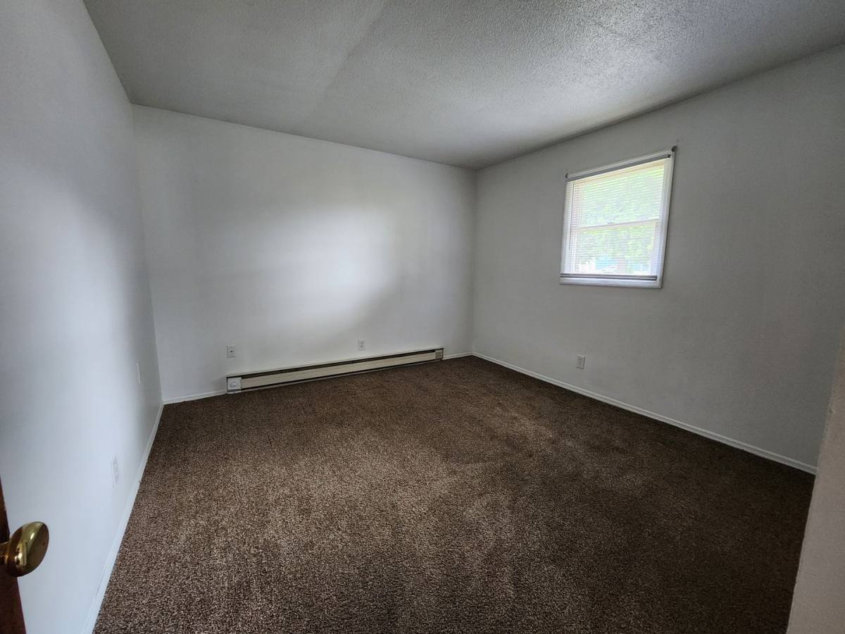 Apartment for rent at 2875 S 6th Place, Terre Haute, IN 47802