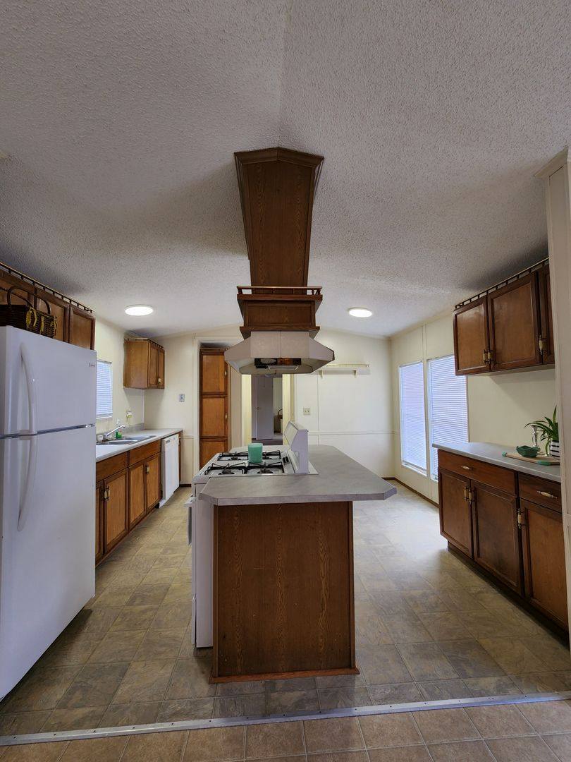 Apartment for rent at 1022 Linda Lane, Nacogdoches, TX 75964