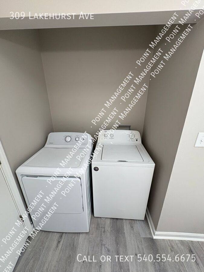 House for rent at 309 Lakehurst Ave, Salem, VA 24153