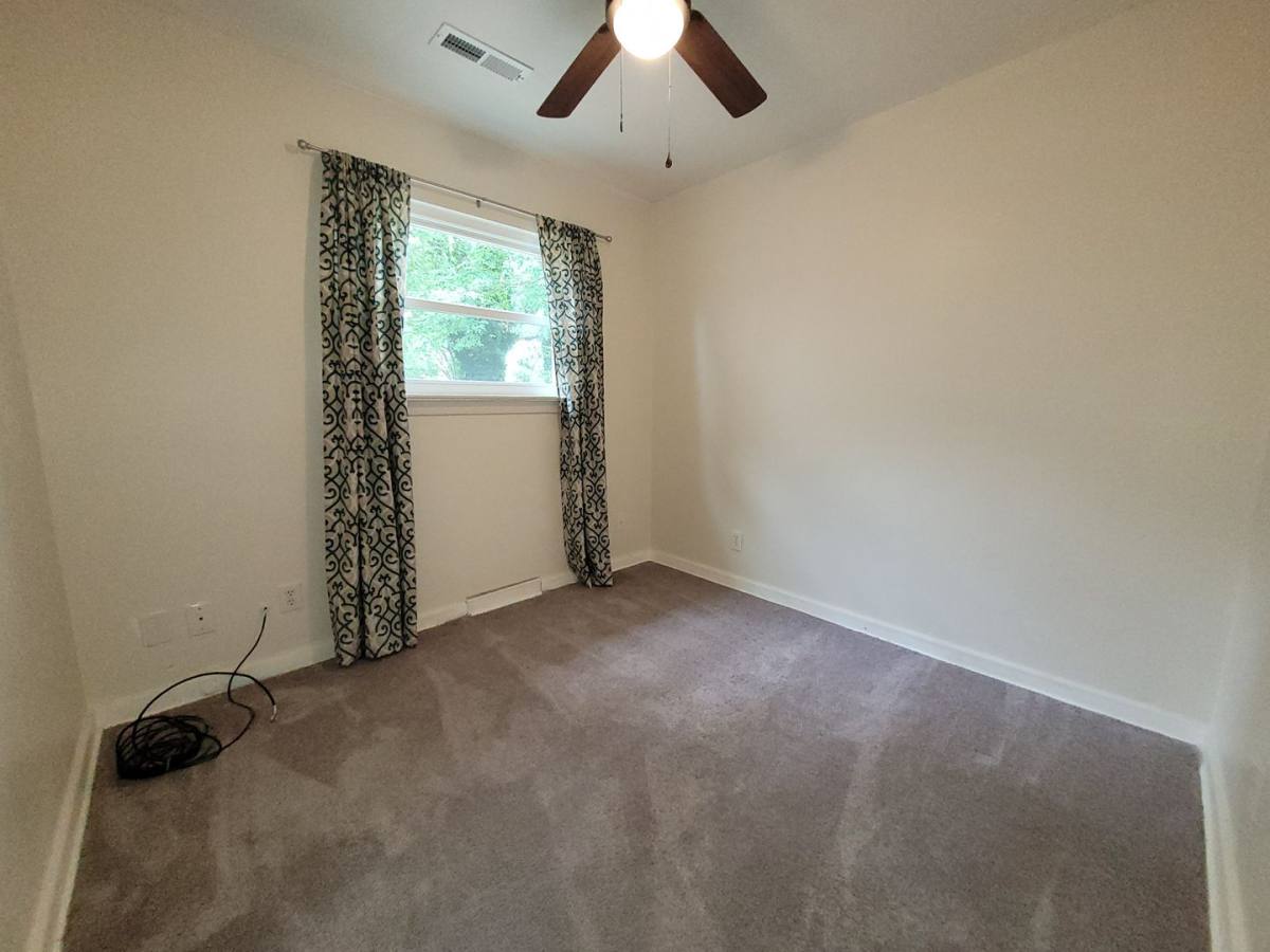 House for rent at 1012 Oaklawn Ave, Norfolk, VA 23504