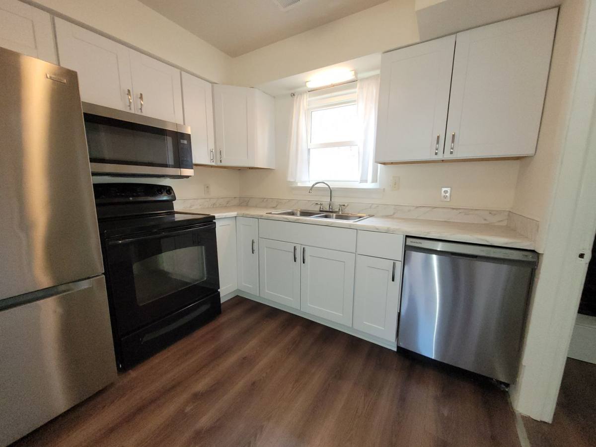House for rent at 1012 Oaklawn Ave, Norfolk, VA 23504