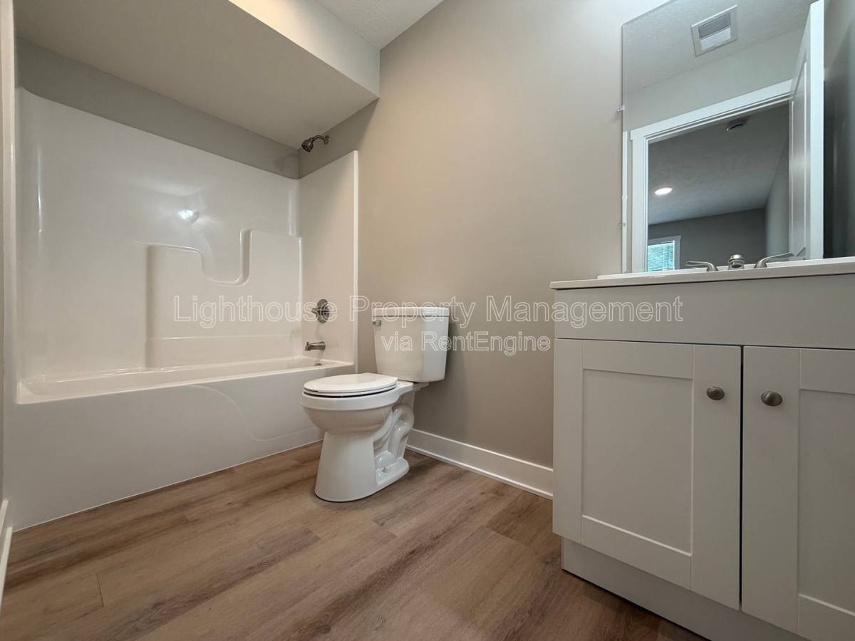 Apartment for rent at 310 Allen Ave #1, Muskegon, MI 49442
