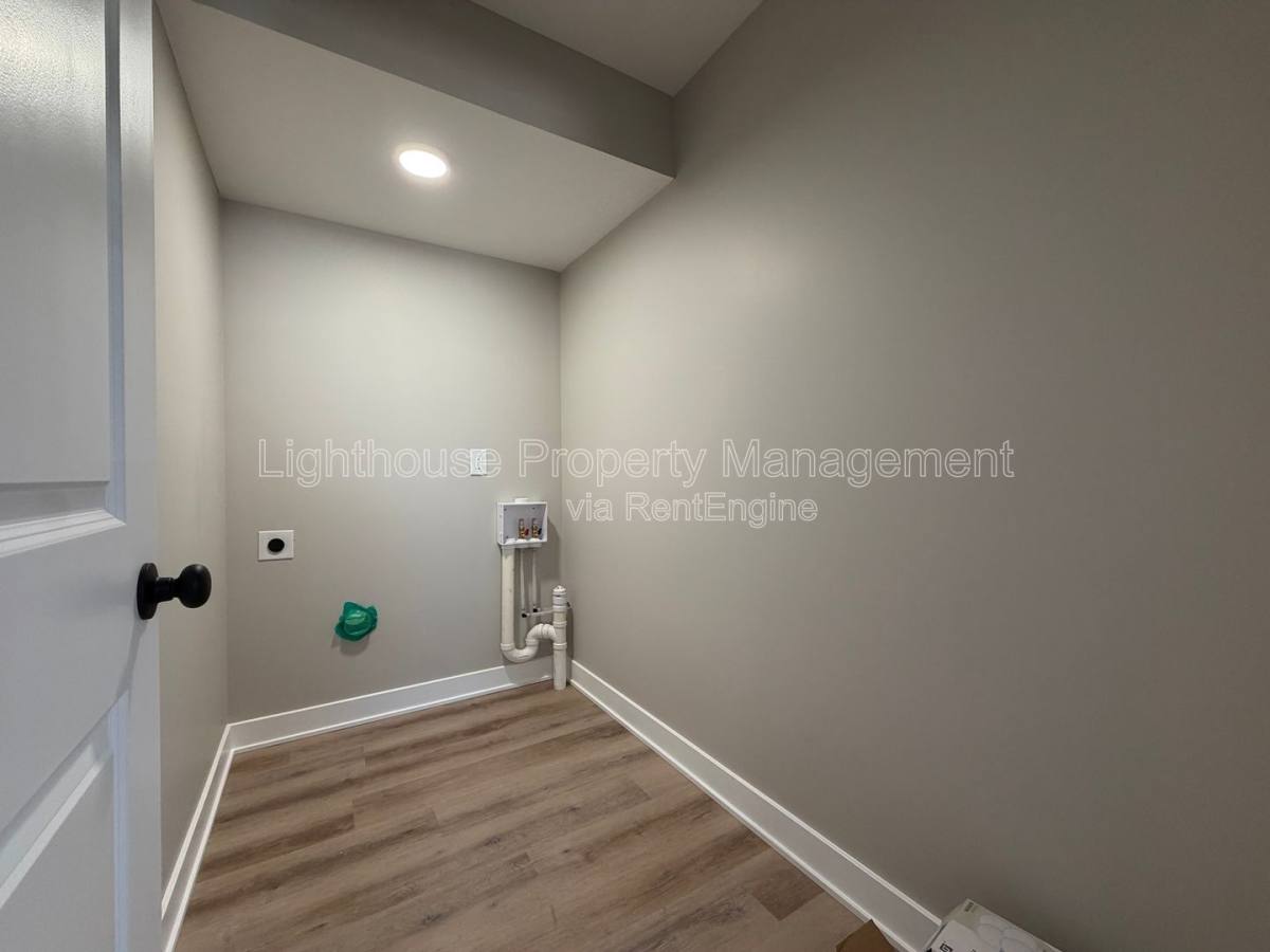 Apartment for rent at 310 Allen Ave #1, Muskegon, MI 49442