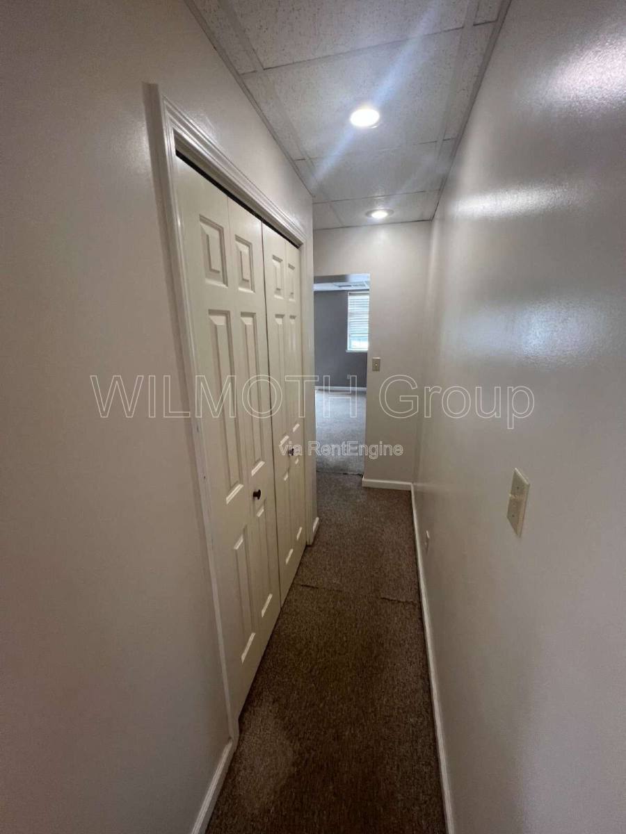 Apartment for rent at 108 Walnut St, Linden, IN 47955