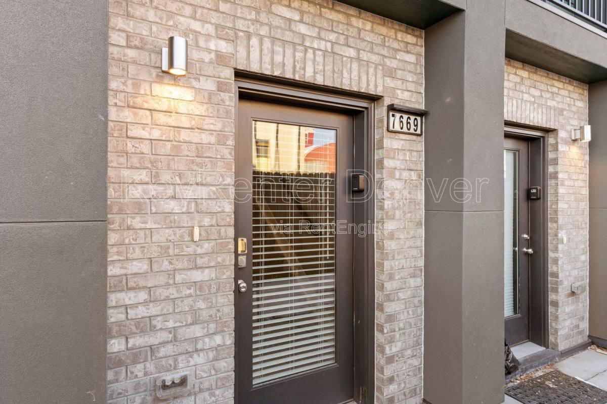 7669 W 41st Ave, Wheat Ridge, CO 80033 - Townhouse for Rent - Image 13