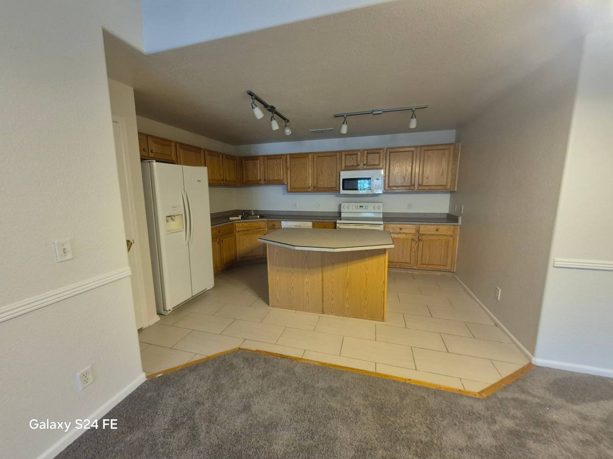 Condo for rent at 4222 S Blackhawk Circle #6F, Aurora, CO 80014