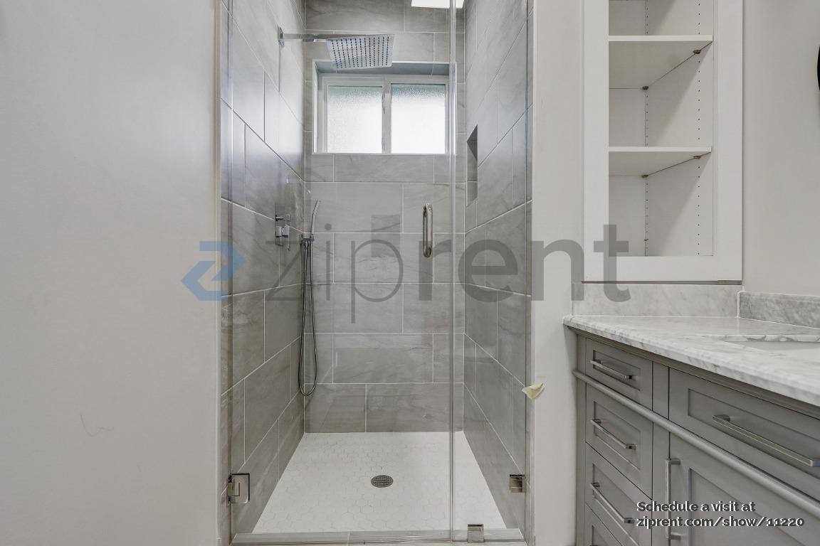 House for rent at 1559 9th Ave #A, San Francisco, CA 94122