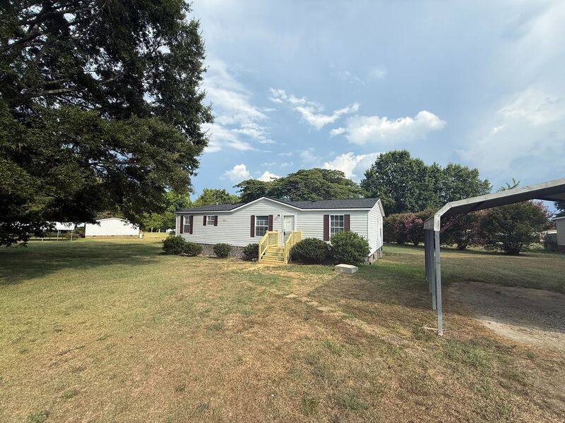 House for rent at 9009 Dorchester Lane, Willow Spring, NC 27592
